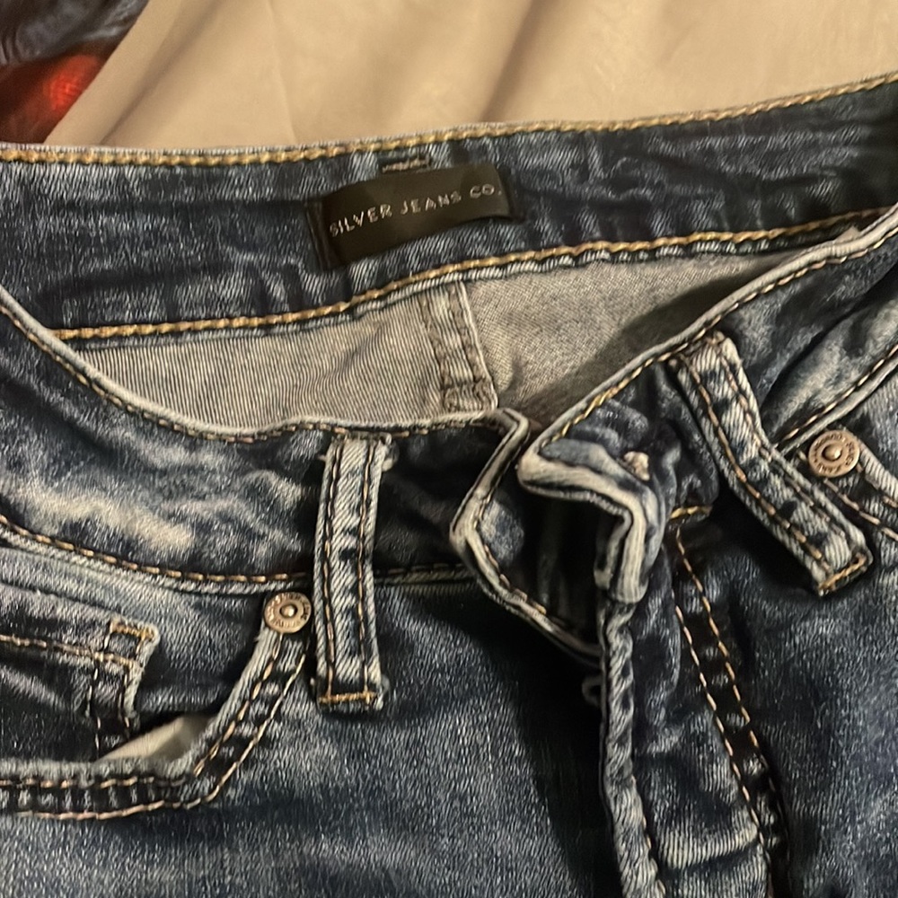 Jeans - Picture 3 of 3